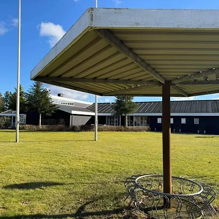 度假居 4 Person In