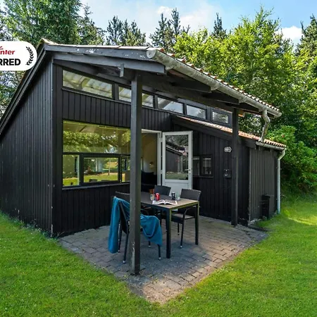 4 Person In * Hampen